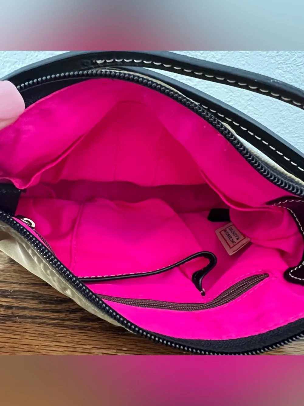Vintage Dooney & Bourke Nylon Adjustable Crossbody Bag